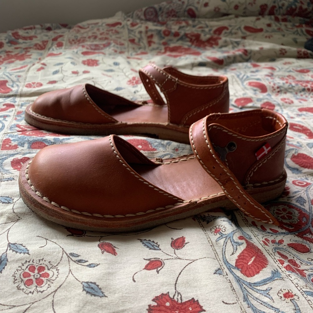 Duckfeet Mols in brown - size 38